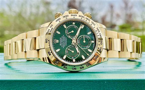 rolex green daytona gold|rolex daytona green dial price.